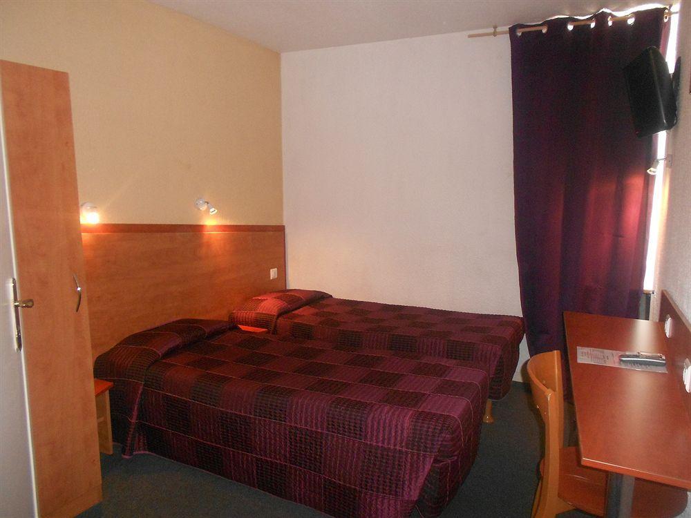 Confortel Avignon Tgv Hotel ภายนอก รูปภาพ